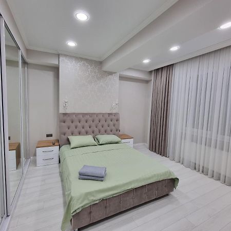 Luxury Best Grand New Apartaments Ultra Central Chisinau Ngoại thất bức ảnh
