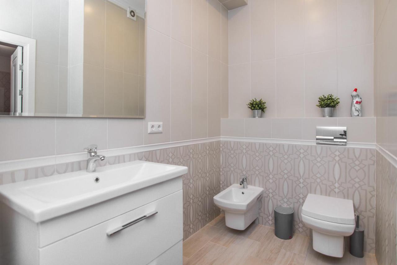 Luxury Best Grand New Apartaments Ultra Central Chisinau Ngoại thất bức ảnh