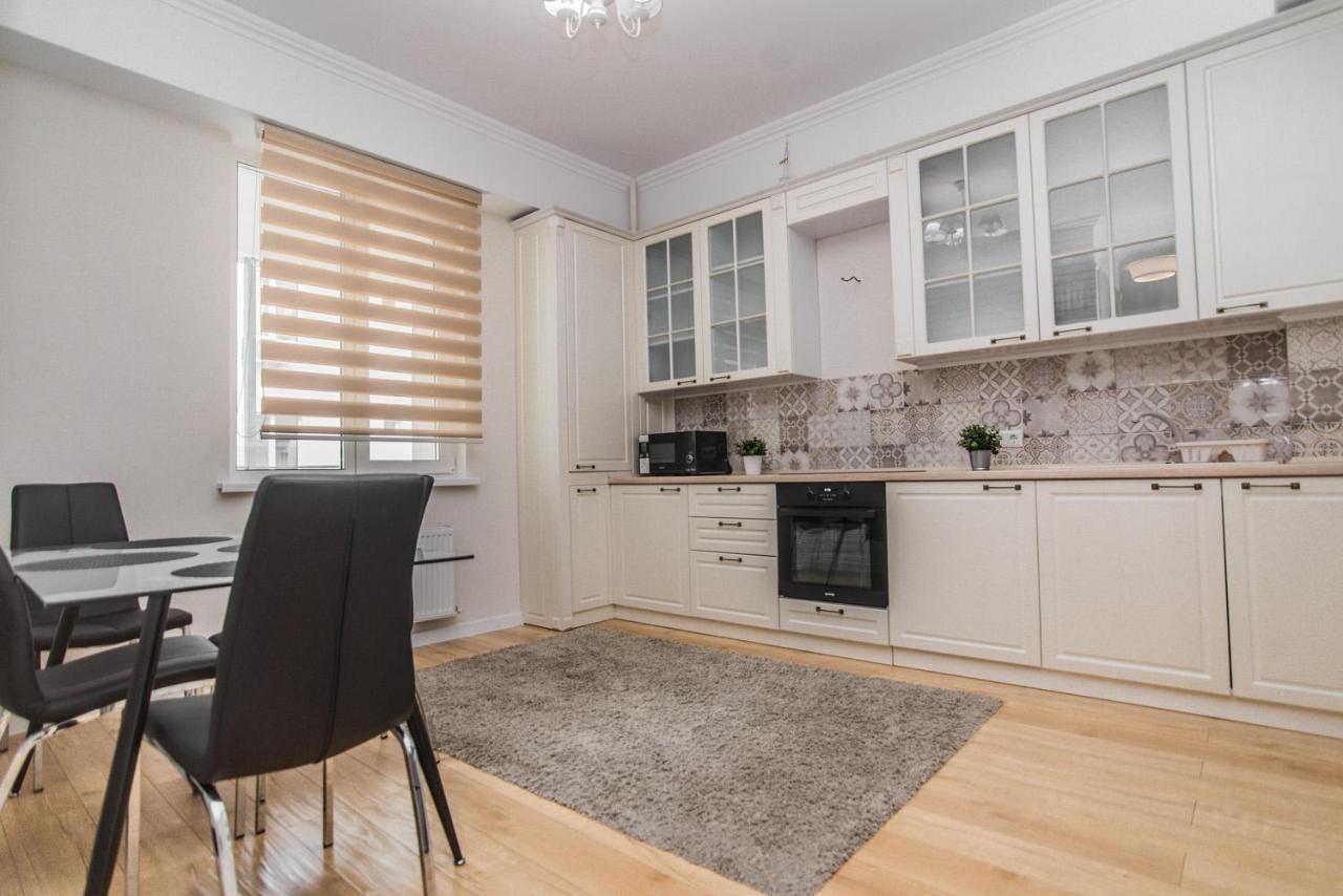 Luxury Best Grand New Apartaments Ultra Central Chisinau Ngoại thất bức ảnh