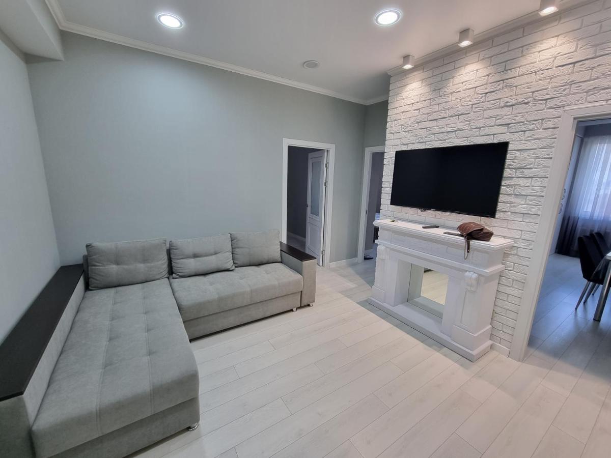 Luxury Best Grand New Apartaments Ultra Central Chisinau Ngoại thất bức ảnh