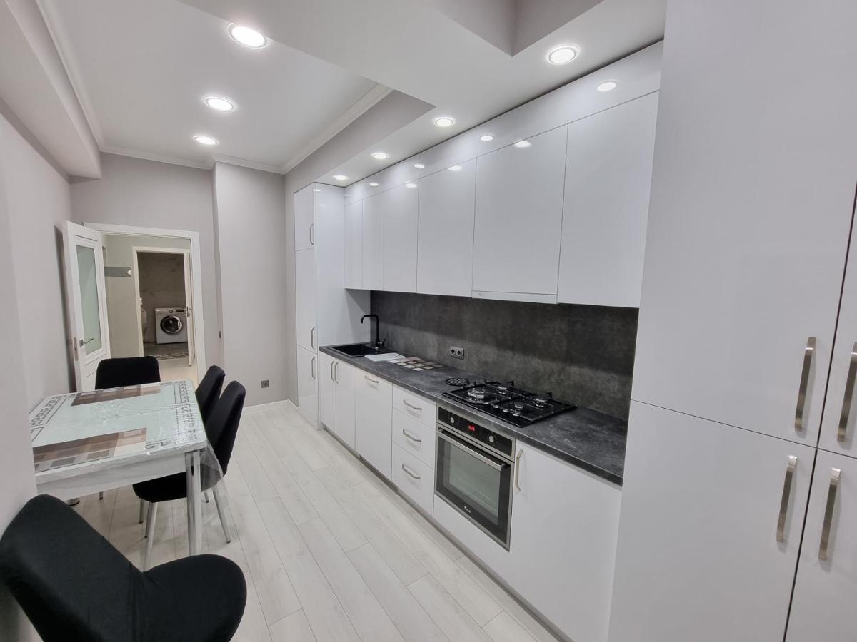 Luxury Best Grand New Apartaments Ultra Central Chisinau Ngoại thất bức ảnh
