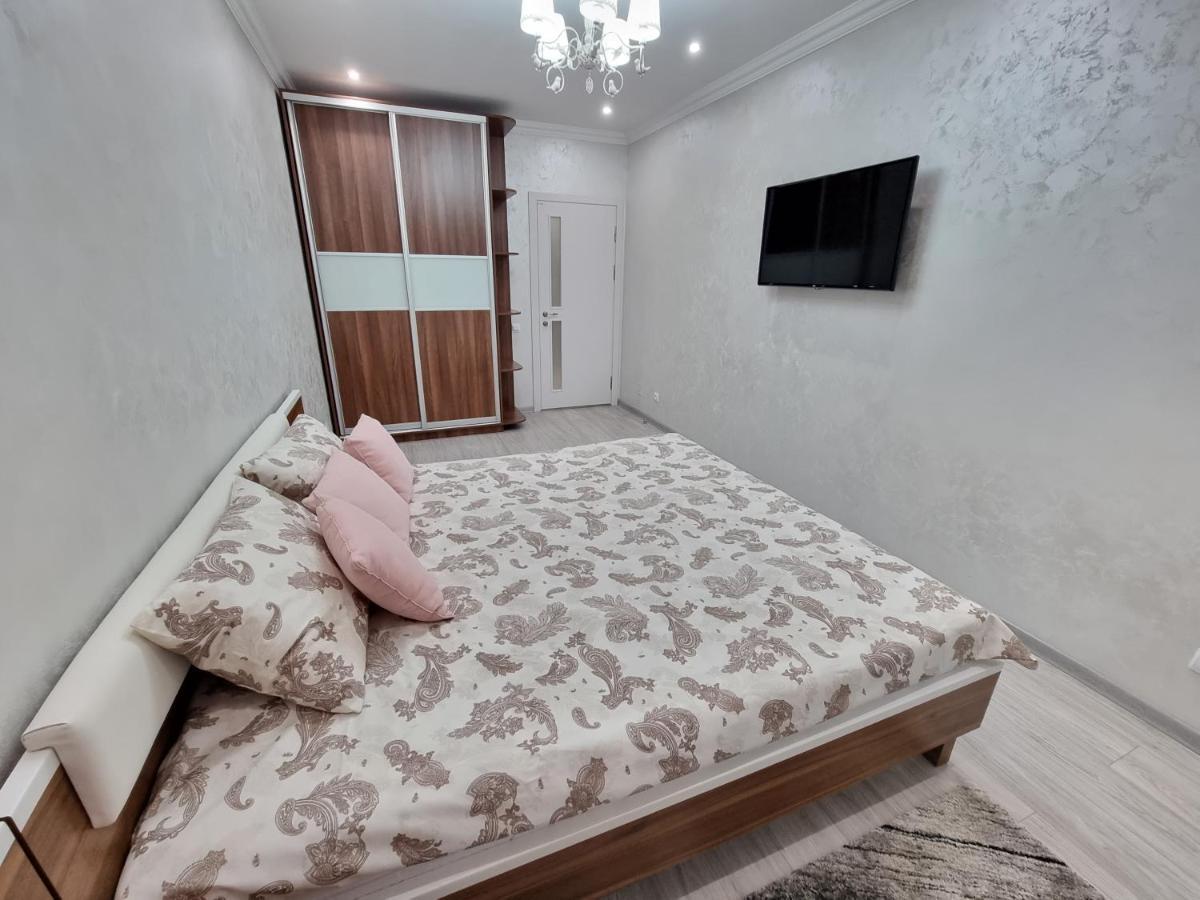 Luxury Best Grand New Apartaments Ultra Central Chisinau Ngoại thất bức ảnh